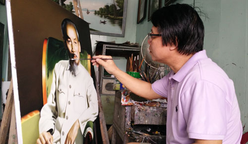 Họa sỹ Công giáo vẽ hàng trăm bức tranh về Bác Hồ 